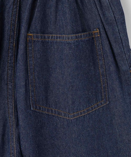 SHOO・LA・RUE(シューラルー)の「【130-150cm】刺繍使いワイドデニムパンツ(デニムパンツ・キッズ・サックスブルー/ネイビー・15 /14/13)」の8枚目の写真