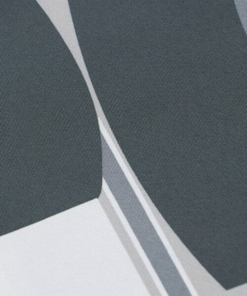 green label relaxing(グリーンレーベルリラクシング)の「GLR スクエア ラージ スカーフ(バンダナ/スカーフ・メンズ・ネイビー/ダークブラウン/コバルトブルー/その他2/ブラック/その他1・FREE)」の11枚目の写真