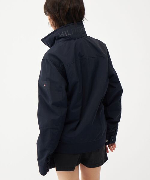 TOMMY HILFIGER(トミーヒルフィガー)の「【オンライン限定】スタンドカラーブルゾン/ REGATTA JACKET(ブルゾン・メンズ・ブラック/ネイビー・LARGE/SMALL/X-LARGE/MEDIUM)」の17枚目の写真