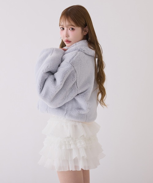 新品同様使用感無✩アイスブルー✩ブルーフォックス＆ラパン✩ファーコート✩柔らか軽 キラキラボタンファーコート（その他アウター）｜one after another