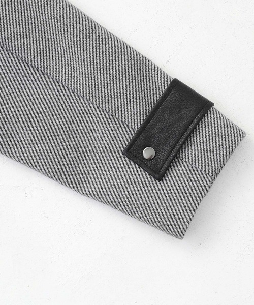 kOhAKU（コハク）の「『異素材切替バックルコート』（ステンカラーコート・レディース・ブラック/グレー・1/2）」の11枚目の写真