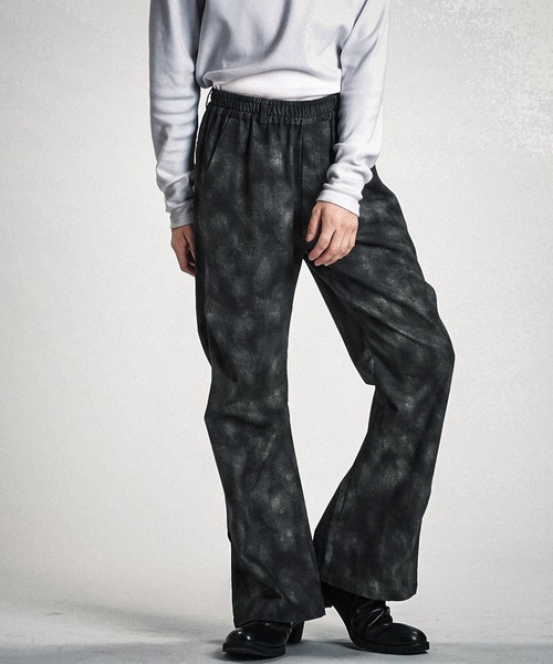 NO ID.（ノーアイディ）の「【NO ID.】Wide-Leg Tuck Trousers / ワイド レッグ タック トラウザーズ（その他パンツ・メンズ・ブラック系その他/その他23/ブラック・2/1）」の18枚目の写真