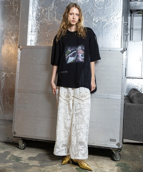 AULA AILA(アウラアイラ)の「【セットアップ着用可】カットワークエンブロイダリーパンツ(その他パンツ・レディース・オフホワイト/グレイッシュベージュ/ブラック・0/1)」の14枚目の写真