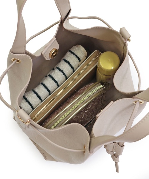 T・S・L（ティーエスエル）の「2way巾着トートバッグ（トートバッグ・レディース・ブラック/グレイッシュベージュ/サックスブルー・FREE）」の14枚目の写真