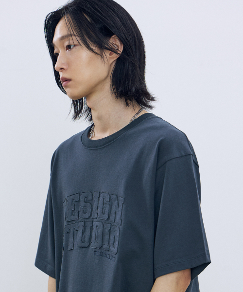 F.ILLUMINATE(フィルミネイト)の「アップリケスタジオTシャツ - ネイビー(Tシャツ/カットソー・レディース・その他・SMALL/MEDIUM/LARGE)」の3枚目の写真