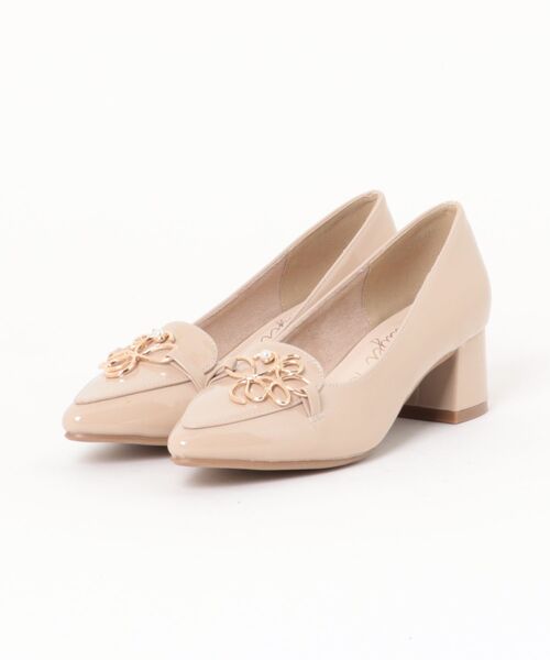 Bridget Birkin(ブリジットバーキン)の「【Bridget Birkin】ロゴパーツパンプス(51041B)(パンプス・レディース・ブラック系その他/ブラック/ブラウン系その他/ベージュ・23/24/22.5/23.5/24.5)」の4枚目の写真