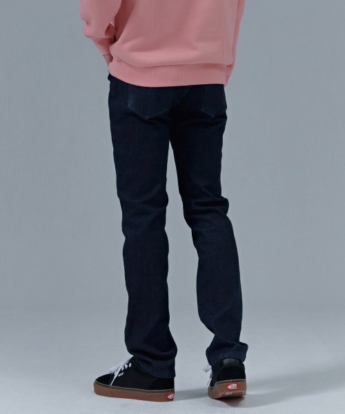 CHASECULT（チェイスカルト）の「男性ボンディングウォッシングヒドゥンバンディングスリムデニムパンツ-CFZK2304D04（デニムパンツ・メンズ・ネイビー・70/76/82/86/92）」の2枚目の写真