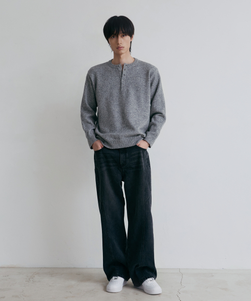 NODU（ノードユー）の「デイリープレインヘンリーネックニット[グレー]（ニット/セーター・メンズ・その他・MEDIUM/LARGE）」の3枚目の写真