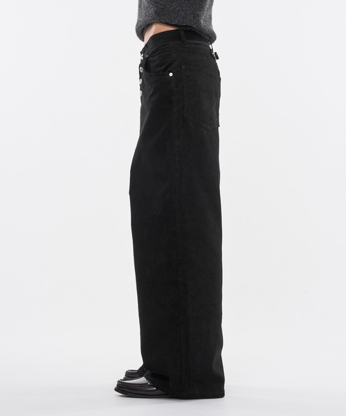 WISH FOR EVER(ウィッシュフォーエバー)の「BUTTON CORDUROY CURVE WIDE PANTS / ボタンコーデュロイカーブワイドパンツ(その他パンツ・メンズ・ブラウン/アイボリー/ブラック・SMALL/LARGE/MEDIUM)」の7枚目の写真