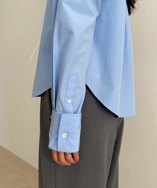 fredy emue（フレディエミュ）の「コンパクトシャツ（シャツ/ブラウス・レディース・サックスブルー/オフホワイト/ベージュ・38）」の19枚目の写真