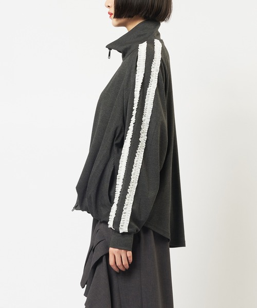 gomme（ゴム）の「フリルラインポンチブルゾン（ブルゾン・レディース・ブラック/チャコールグレー・MEDIUM）」の11枚目の写真