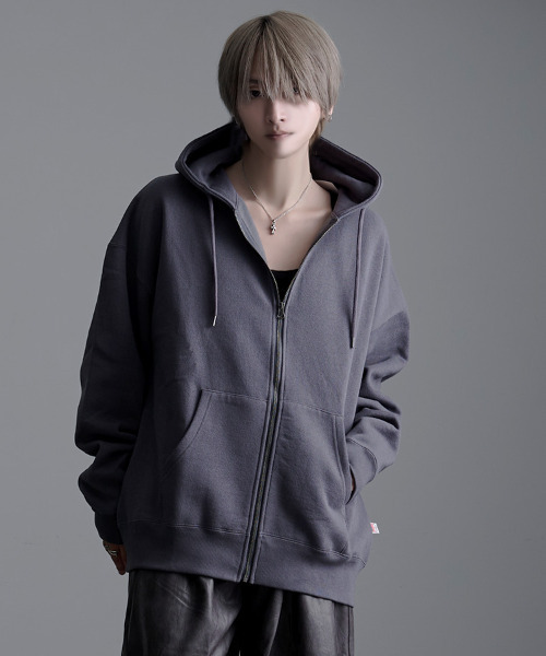 SILVER BULLET(シルバーバレット)の「『CavariA/キャバリア』USAコットンヘビーウェイトZIPパーカー(パーカー・メンズ・グレー/ブラック/カーキ/ベージュ/チャコール/ホワイト・L/M)」の4枚目の写真