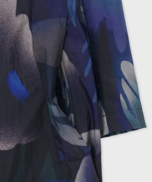 Paul Smith（ポールスミス）の「"Hot Summer" ロングトレンチコート / 133114 088Y（トレンチコート・メンズ・ライトブルーグレー/ネイビー・MEDIUM/LARGE/X-LARGE/SMALL）」の4枚目の写真