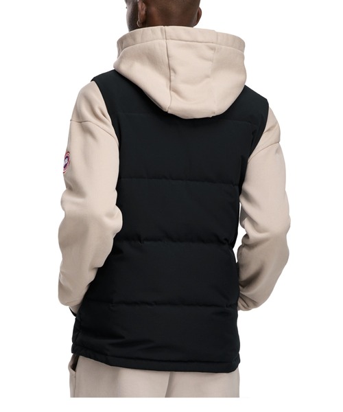 CANADA GOOSE（カナダグース）の「FREESTYLE CREW VEST（ベスト・メンズ・ブラック・LARGE）」の2枚目の写真
