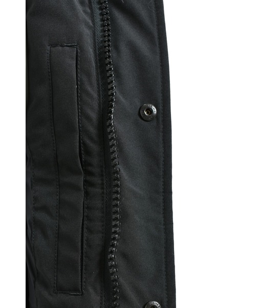 CANADA GOOSE（カナダグース）の「FREESTYLE CREW VEST（ベスト・メンズ・ブラック・LARGE）」の8枚目の写真