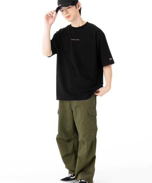 NEW ERA(ニューエラ)の「ニューエラ 半袖Tシャツ オーバーサイズ 筆記体ロゴ(Tシャツ/カットソー・メンズ・ブルー/ブラック/ホワイト・L/M/S/XXL/XL)」の9枚目の写真