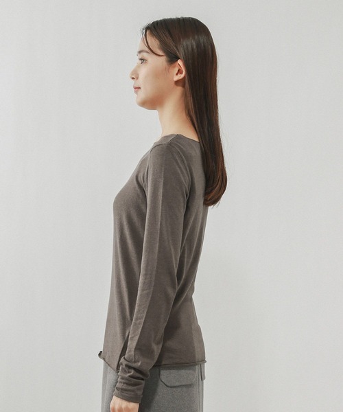 GLOBAL WORK(グローバルワーク)の「Fffit エフィット/温度調節ストレッチボートネックTシャツ長袖/612404(Tシャツ/カットソー・レディース・ブラック/ホワイト/ブラウン系その他6・LARGE/X-LARGE/SMALL/MEDIUM)」の18枚目の写真