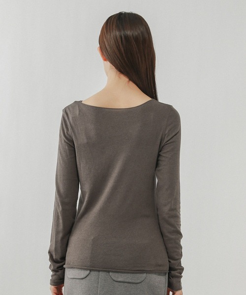 GLOBAL WORK(グローバルワーク)の「Fffit エフィット/温度調節ストレッチボートネックTシャツ長袖/612404(Tシャツ/カットソー・レディース・ブラック/ホワイト/ブラウン系その他6・LARGE/X-LARGE/SMALL/MEDIUM)」の19枚目の写真