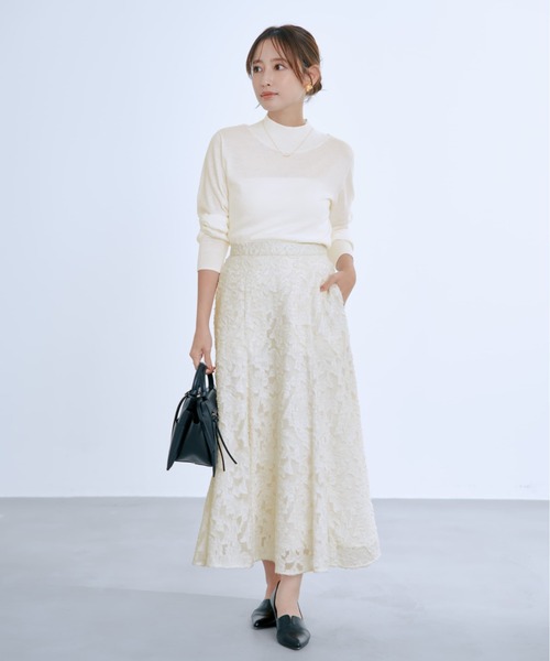 COHINA(コヒナ)の「シルクウールハイネックニット 【低身長・小柄女性】(ニット/セーター・レディース・ブラック/レッド/ホワイト/ブルー/グレー・ONE SIZE)」の18枚目の写真