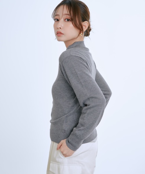 COHINA(コヒナ)の「シルクウールハイネックニット 【低身長・小柄女性】(ニット/セーター・レディース・ブラック/レッド/ホワイト/ブルー/グレー・ONE SIZE)」の21枚目の写真