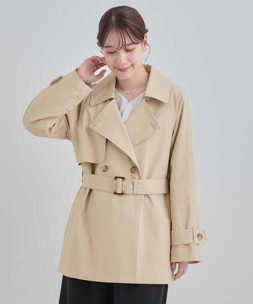 SHOO・LA・RUE（シューラルー）の「【S-LL/撥水】通勤やお出かけにも活躍 ミドルトレンチコート（トレンチコート・レディース・ライトグレー/ネイビー/ベージュ・02/03/01/04）」の10枚目の写真