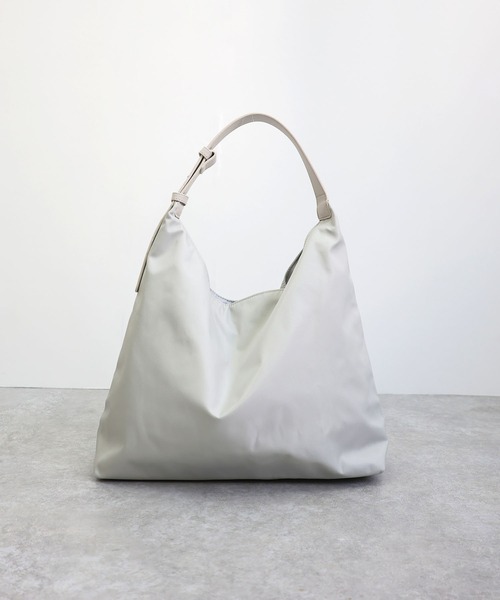 T・S・L（ティーエスエル）の「軽量ワンショルダーバッグ（ショルダーバッグ・レディース・ベージュ/ブラック/グレー・FREE）」の17枚目の写真