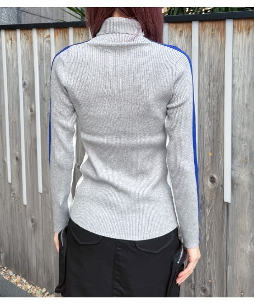 Desert　Rose（デザートローズ）の「【TOLNERA/トルネラ】ブロック切替リブタートルネックニット（ニット/セーター・レディース・ベージュ/オフホワイト・FREE）」の6枚目の写真