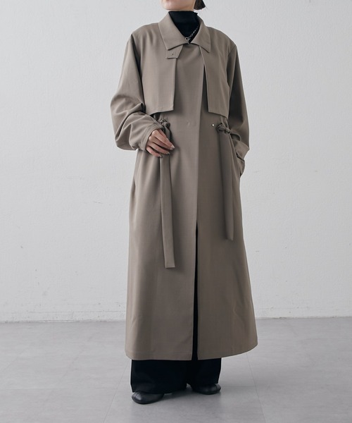 Lui's(ルイス)の「マルチWAYレイヤースタンドカラーコート(トレンチコート・レディース・ブラック/モカ・FREE)」の2枚目の写真
