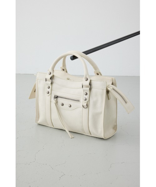 AZUL by moussy(アズールバイマウジー)の「フェイクレザーハンドバッグ(ショルダーバッグ・レディース・ブラック/アンティークシルバー/アイボリー・FREE)」の4枚目の写真