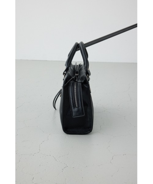 AZUL by moussy(アズールバイマウジー)の「フェイクレザーハンドバッグ(ショルダーバッグ・レディース・ブラック/アンティークシルバー/アイボリー・FREE)」の18枚目の写真