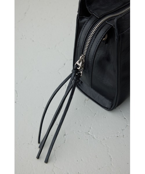 AZUL by moussy(アズールバイマウジー)の「フェイクレザーハンドバッグ(ショルダーバッグ・レディース・ブラック/アンティークシルバー/アイボリー・FREE)」の21枚目の写真