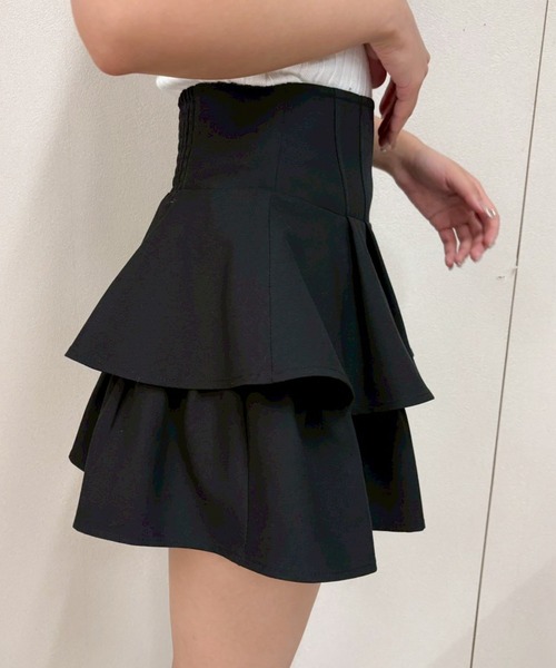 LIPSERVICE（リップサービス）の「インナーショーパン付フリルティアードスカート（スカート・レディース・ブラック/アイボリー・S/M）」の4枚目の写真