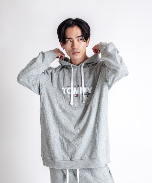 TOMMY HILFIGER(トミーヒルフィガー)の「【TOMMY HILFIGER】パーカー プルオーバー 薄手裏起毛 部屋着 ルームウエア(パーカー・メンズ・グレー/ネイビー・M/L/XL)」の16枚目の写真