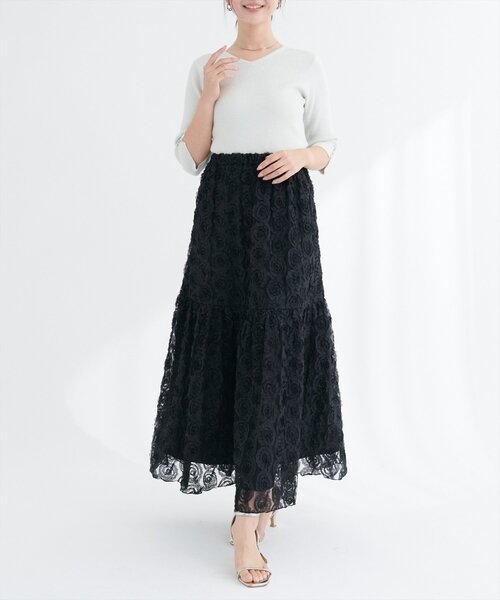 natural couture(ナチュラルクチュール)の「フラワーチュールボリュームスカート(スカート・レディース・ブラック/オフホワイト・FREE)」の6枚目の写真