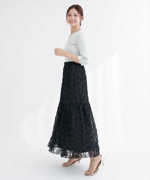 natural couture(ナチュラルクチュール)の「フラワーチュールボリュームスカート(スカート・レディース・ブラック/オフホワイト・FREE)」の7枚目の写真
