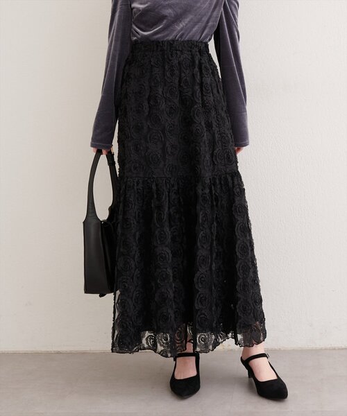 natural couture(ナチュラルクチュール)の「フラワーチュールボリュームスカート(スカート・レディース・ブラック/オフホワイト・FREE)」の9枚目の写真