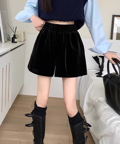 Vipoa(ヴィポア)の「ベルベットショートパンツ(その他パンツ・レディース・ブラウン/ブラック・FREE)」の11枚目の写真