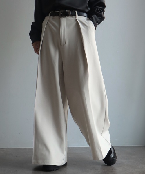 welise(ウェライズ)の「【welise-TSUKUROI-】WOOL MIX 540gTR Deep 1Tuck Wide Buggy Slacks/ワイドバギースラックス(スラックス・メンズ・オフホワイト/ブラック・S/M/L)」の12枚目の写真