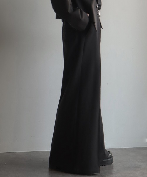 welise(ウェライズ)の「【welise-TSUKUROI-】WOOL MIX 540gTR Deep 1Tuck Wide Buggy Slacks/ワイドバギースラックス(スラックス・メンズ・オフホワイト/ブラック・S/M/L)」の7枚目の写真