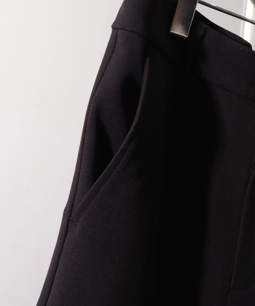 welise(ウェライズ)の「【welise-TSUKUROI-】WOOL MIX 540gTR Deep 1Tuck Wide Buggy Slacks/ワイドバギースラックス(スラックス・メンズ・オフホワイト/ブラック・S/M/L)」の17枚目の写真