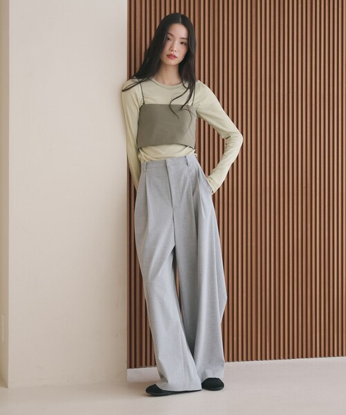 BEAUTY&YOUTH UNITED ARROWS(ビューティーアンドユースユナイテッドアローズ)の「バックラップタックパンツ ウォッシャブル(その他パンツ・レディース・その他1/ベージュ/グレー系/ダークブラウン・S/M/XS)」の14枚目の写真