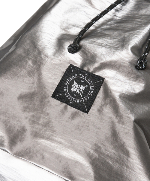 BROWNBREATH(ブラウンブレス)の「STRIVE GYM SACK - SILVER(バックパック/リュック・レディース・その他・ONE SIZE)」の4枚目の写真