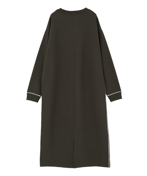 AMERICAN HOLIC(アメリカンホリック)の「スムース起毛ボックスシルエットワンピース(ワンピース・レディース・ライトグレー/チャコールグレー・M/L)」の10枚目の写真