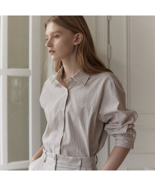 NONLOCAL(ノンローカル)の「Emblem Logo Stripe Shirt - Beige(シャツ/ブラウス・レディース・その他・FREE)」の2枚目の写真