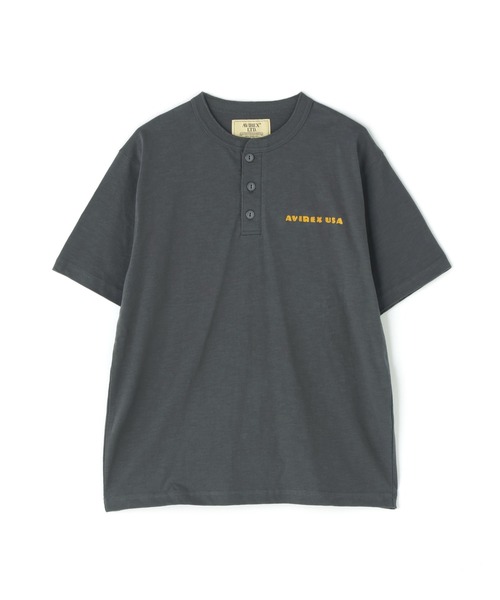 AVIREX(アヴィレックス)の「《A.A.R.C》HENLEY NECK T-SHIRT / ヘンリーネック ショートスリーブティーシャツ / AVIREX / アヴィレックス(Tシャツ/カットソー・メンズ・キナリ/チャコールグレー・L/M/XL/2XL)」の8枚目の写真