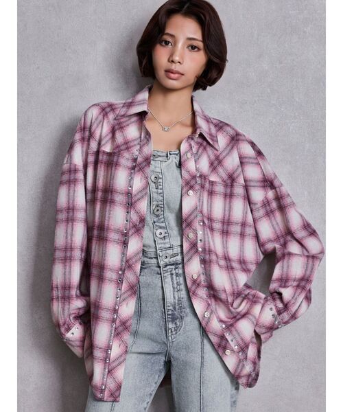 GYDA(ジェイダ)の「bijouチェックシャツ(シャツ/ブラウス・レディース・ベージュ/ネイビー/ピンク・FREE)」の1枚目の写真