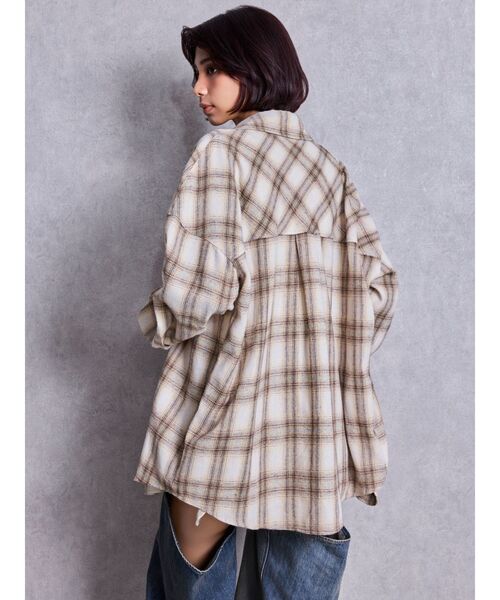 GYDA(ジェイダ)の「bijouチェックシャツ(シャツ/ブラウス・レディース・ベージュ/ネイビー/ピンク・FREE)」の9枚目の写真