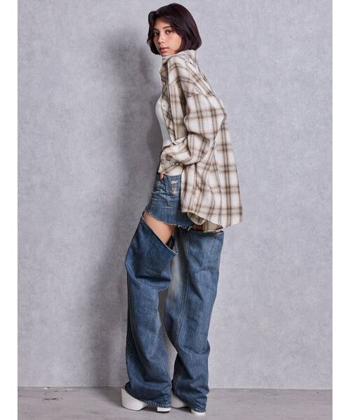 GYDA(ジェイダ)の「bijouチェックシャツ(シャツ/ブラウス・レディース・ベージュ/ネイビー/ピンク・FREE)」の11枚目の写真