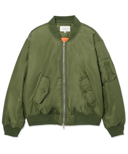 AOTT（アンアウトピット）の「ユニセックスオーバーサイズMA-1カーキ（VER - 2）（ブルゾン・レディース・カーキ・S/M/L）」の3枚目の写真