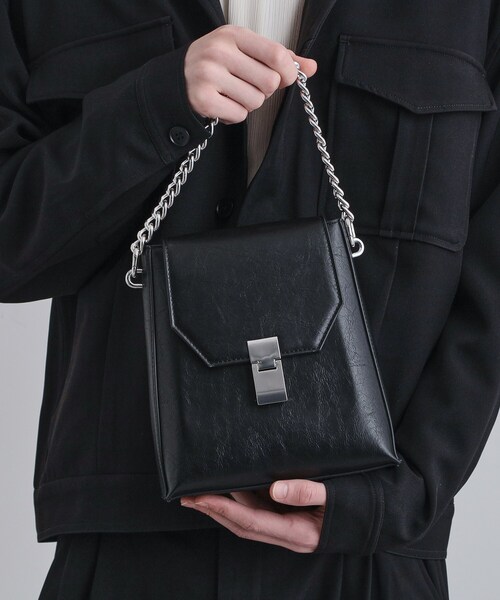 tk.TAKEO KIKUCHI（ティーケータケオキクチ）の「2WAYチェーンフラップショルダーバッグ（ショルダーバッグ・メンズ・ブラック系/ブラック/グレー系1・00）」の20枚目の写真